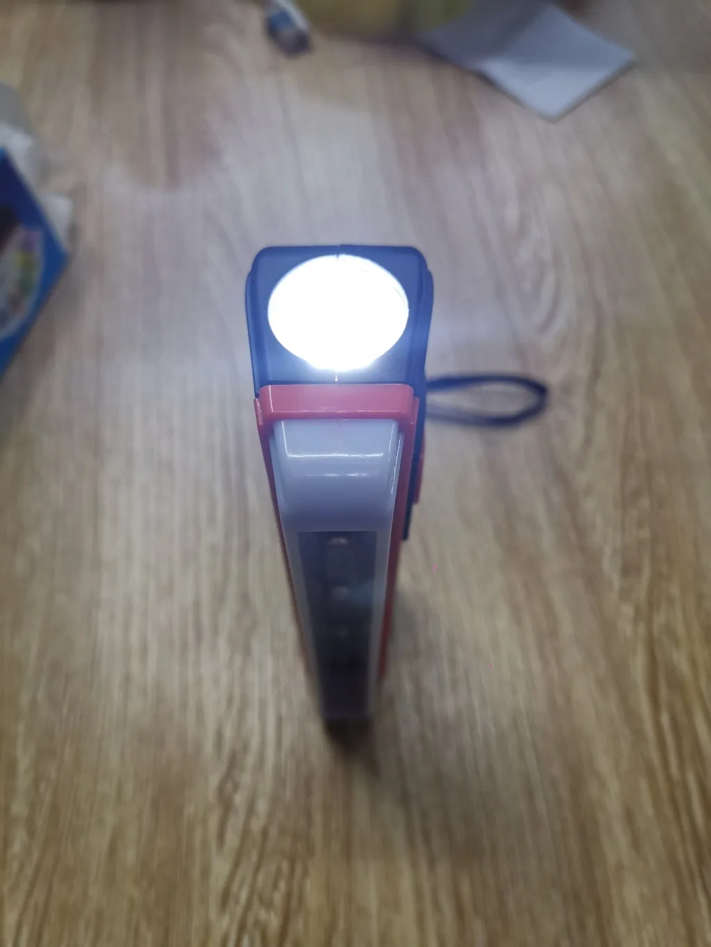 Портативный LED-фонарик для проверки банкнот, USB-зарядка