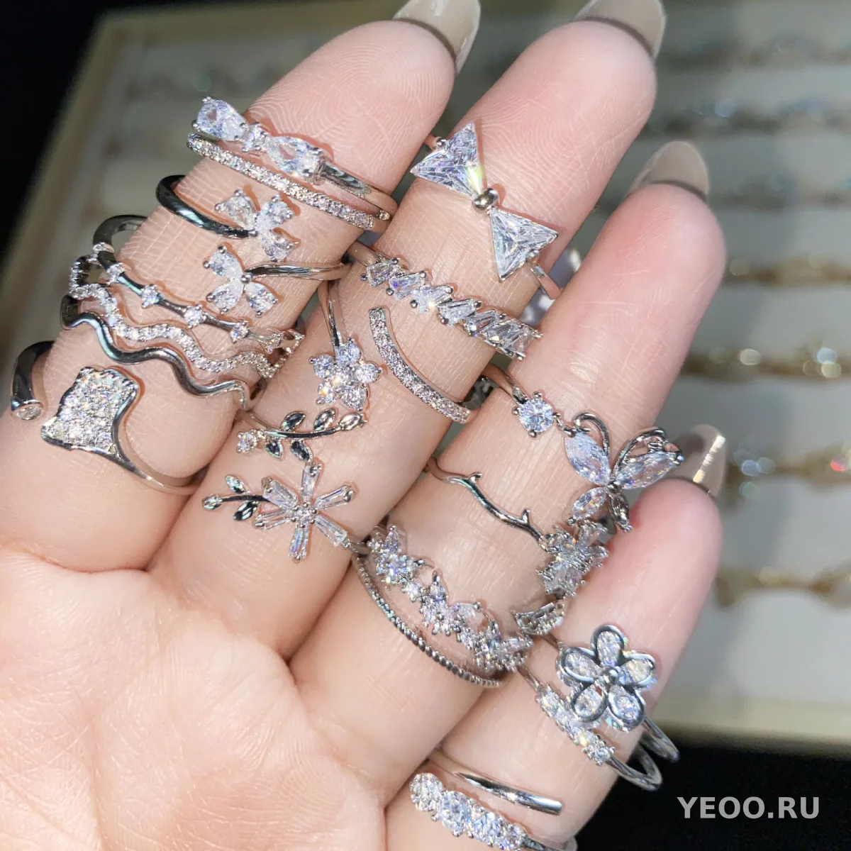 Кольцо женское 18K, частично открытое, с цирконием, регулируемое