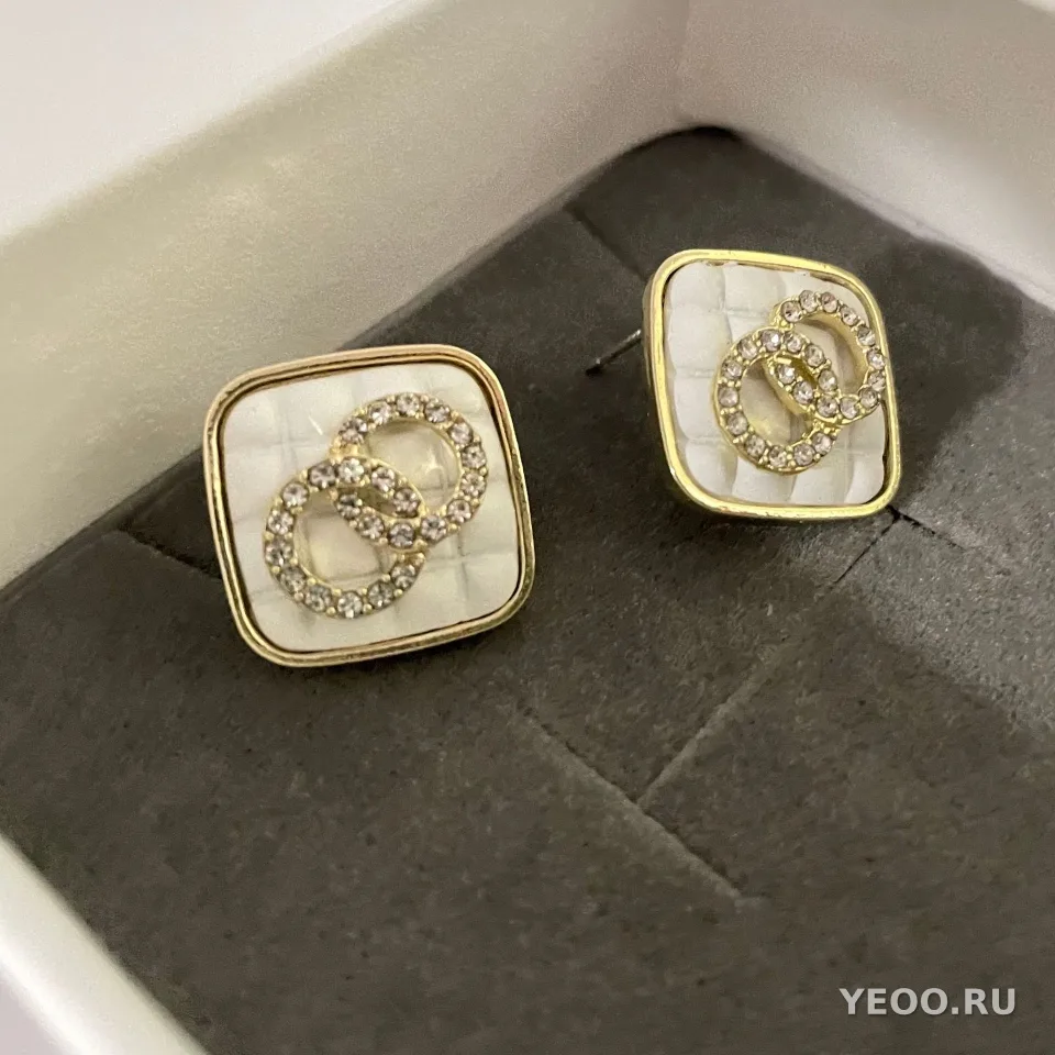 Сережки-подвески цветочные с кисточками на серебряной основе