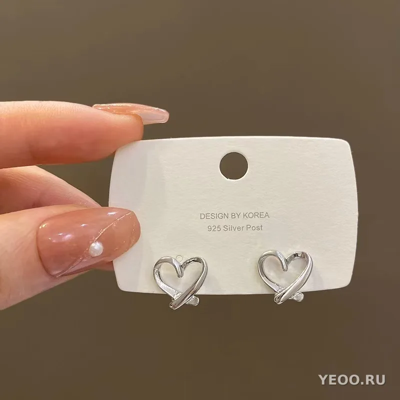 Сережки-подвески цветочные с кисточками на серебряной основе