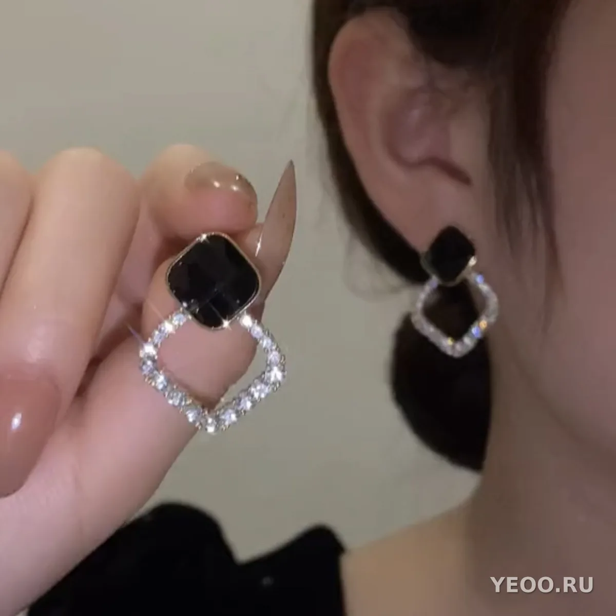 Сережки-гвоздики в стиле Шанель с жемчугом, легкий люкс, средневековый дизайн