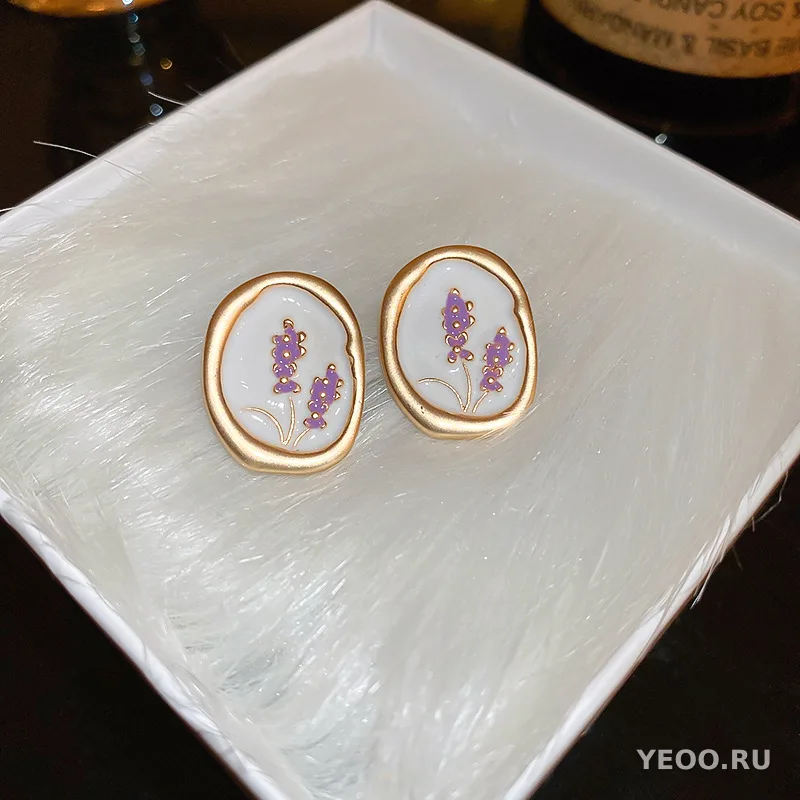 Серьги-гвоздики с барокко-жемчугом и цветочным узором, серебряные иглы