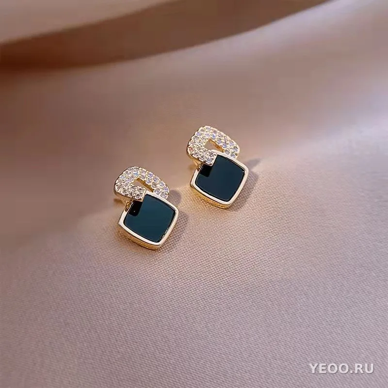 Сережки-гвоздики с жемчугом и бантиками, современный дизайн
