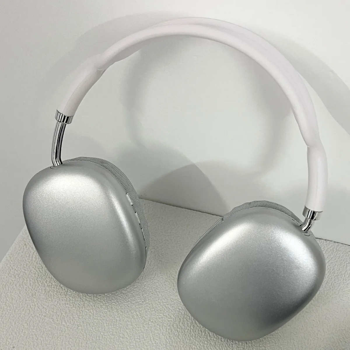 Накладные Bluetooth-наушники P9, беспроводные, для спорта и игр