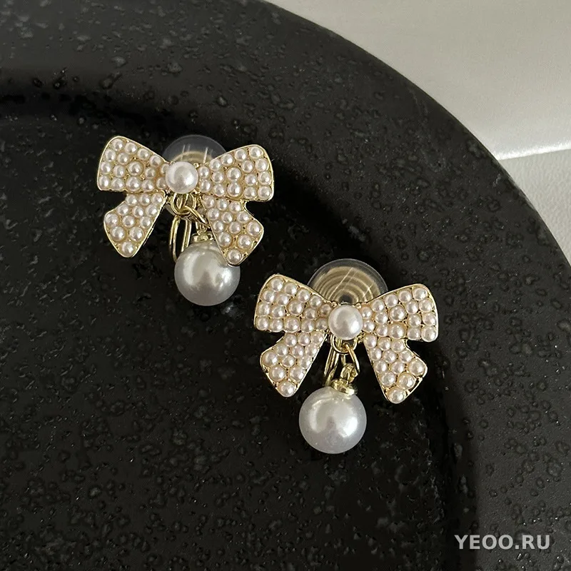 Серьги-клипсы в гонконгском стиле с жемчугом и цветочным бантом