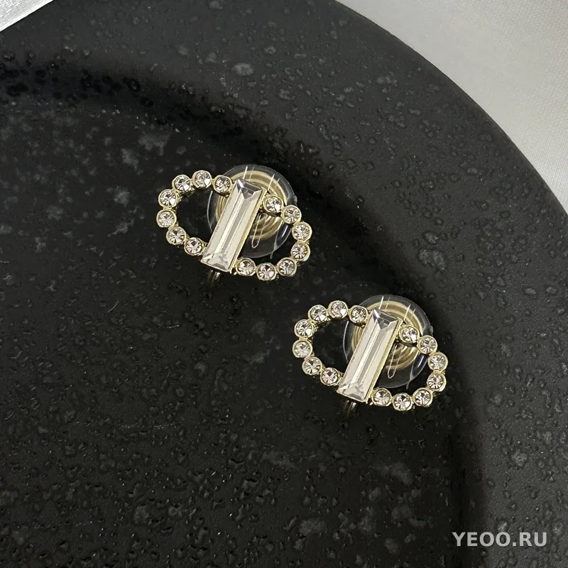 Серьги-клипсы в гонконгском стиле с жемчугом и цветочным бантом