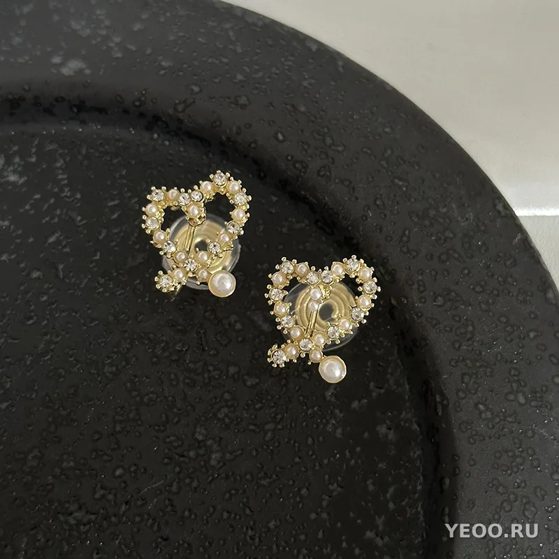 Серьги-клипсы в гонконгском стиле с жемчугом и цветочным бантом