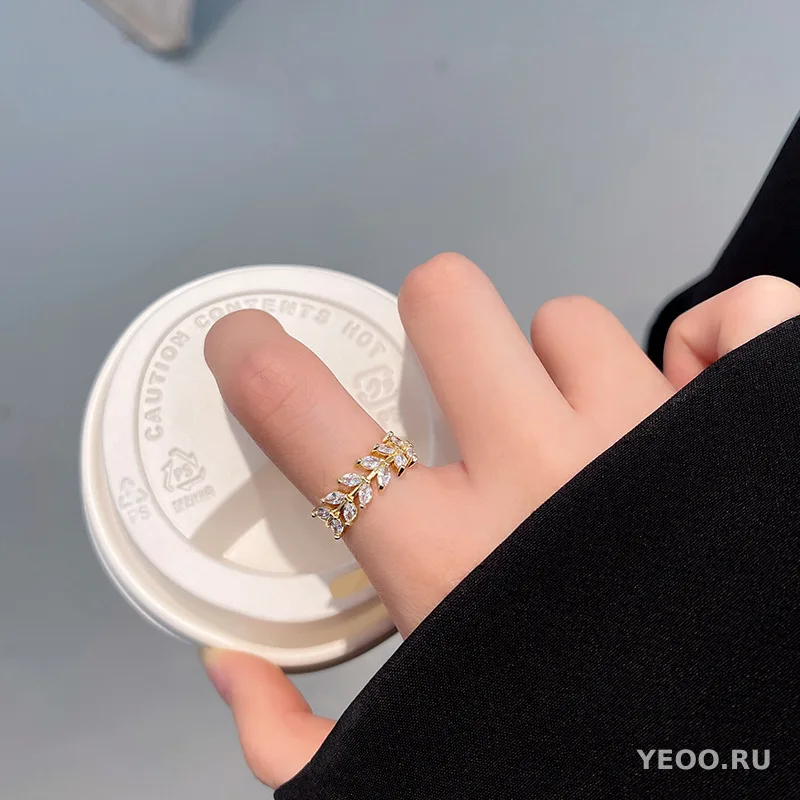 Кольцо женское с цирконием и жемчугом, регулируемое, открытого типа