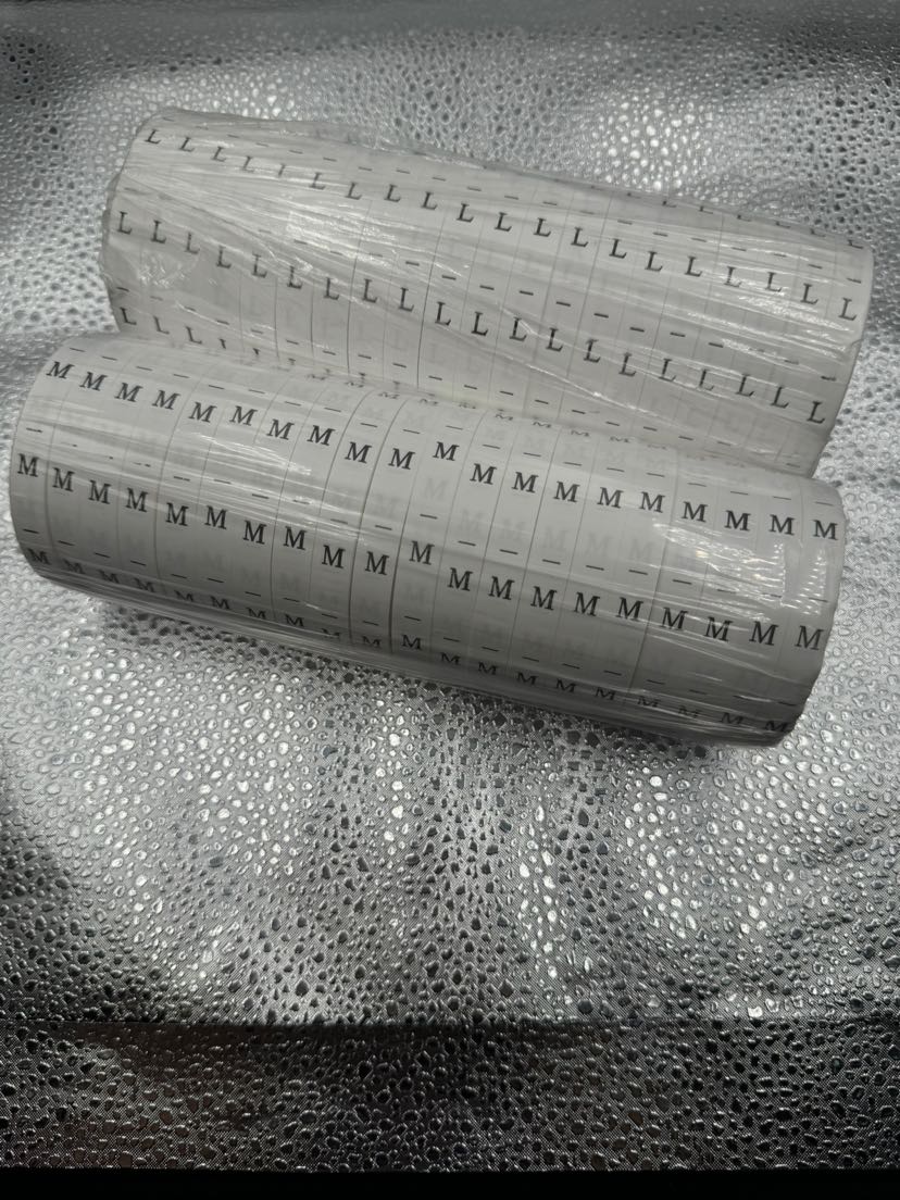 Клейкая лента с размерами одежды, маркировка букв и цифр для швейных изделий