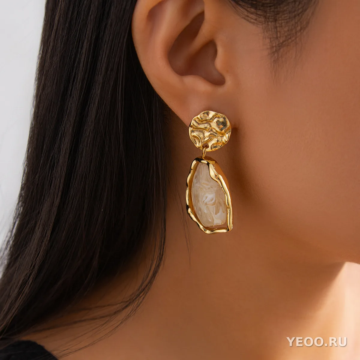 Сережки квадратные с жемчугом, металлические, складчатые, в стиле французской моды