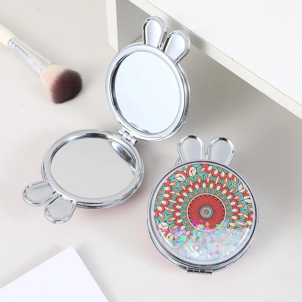 Складное косметическое зеркало с ушками кролика, 10,7×7,5 см
