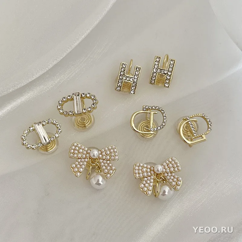 Серьги-клипсы в гонконгском стиле с жемчугом и цветочным бантом