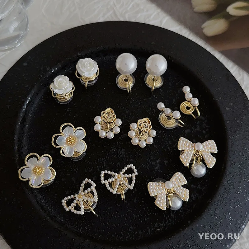 Серьги-клипсы в гонконгском стиле с жемчугом и цветочным бантом