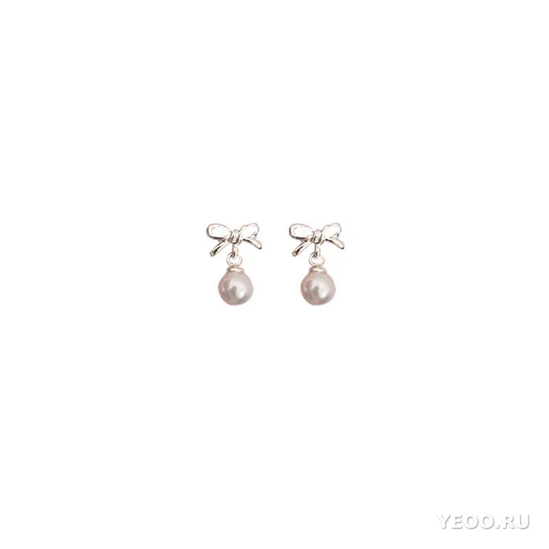 Серьги-подвески с жемчугом и цирконием на серебряной основе 925 пробы