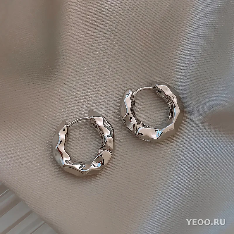 Серьги-подвески с жемчугом и цирконием на серебряной основе 925 пробы