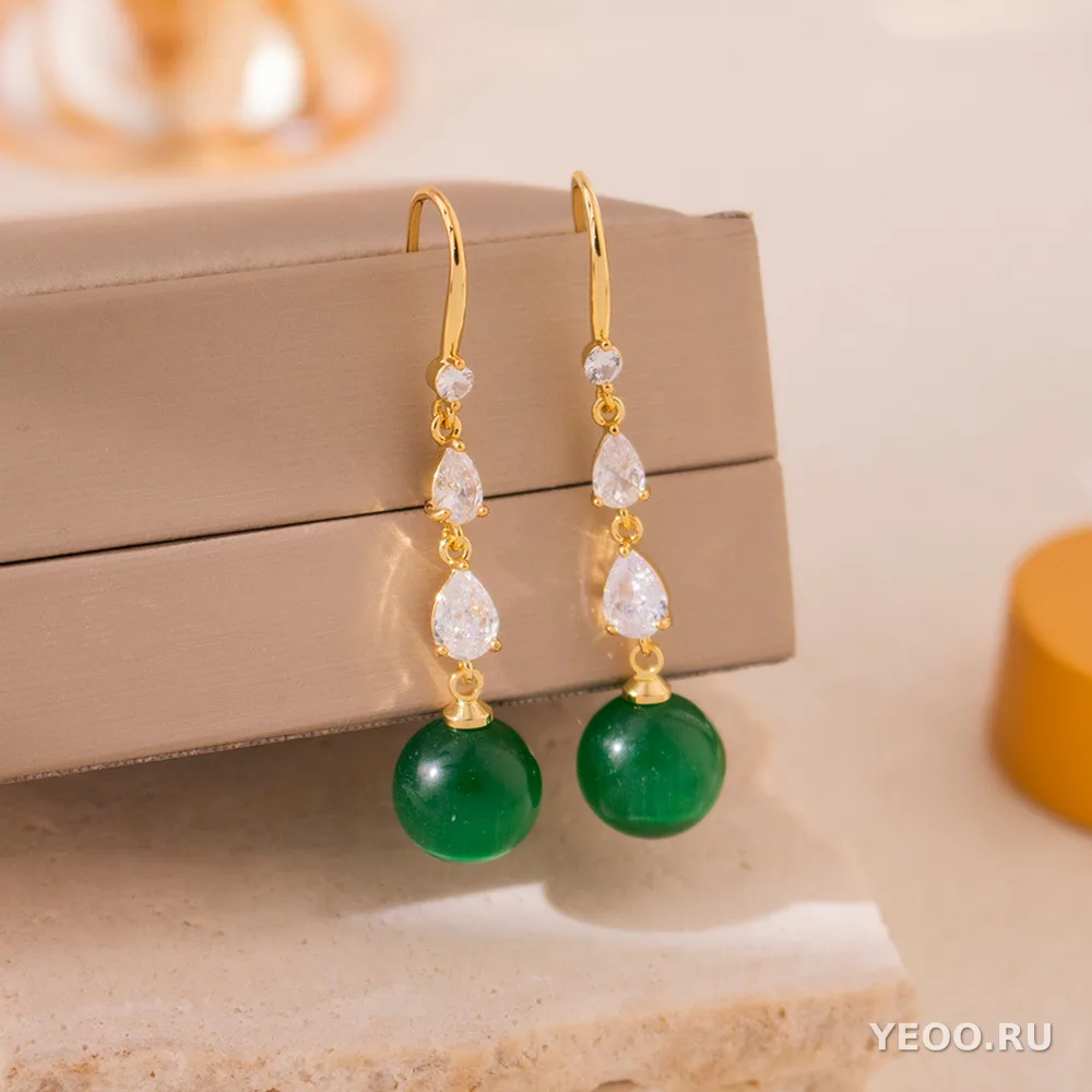Сережки-кисточки с жемчугом и стразами, с серебряной проволокой