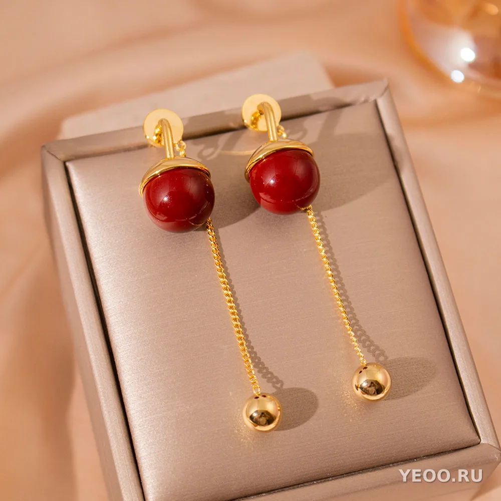 Сережки-кисточки с жемчугом и стразами, с серебряной проволокой