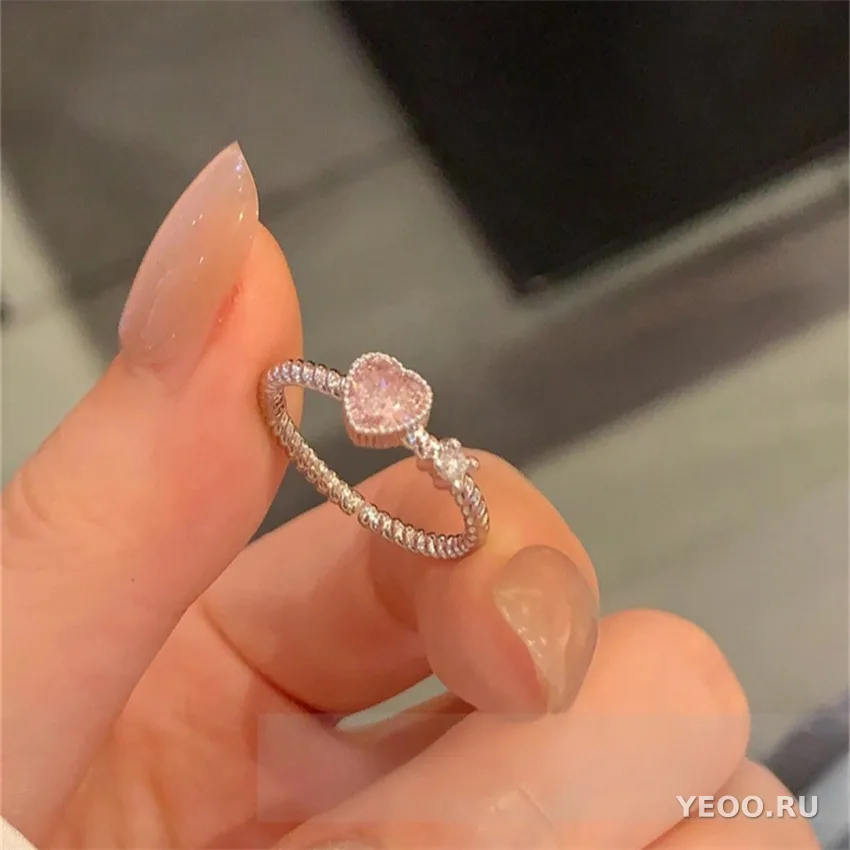 Кольцо из стерлингового серебра 925 пробы с матовыми циркониями в винтажном стиле