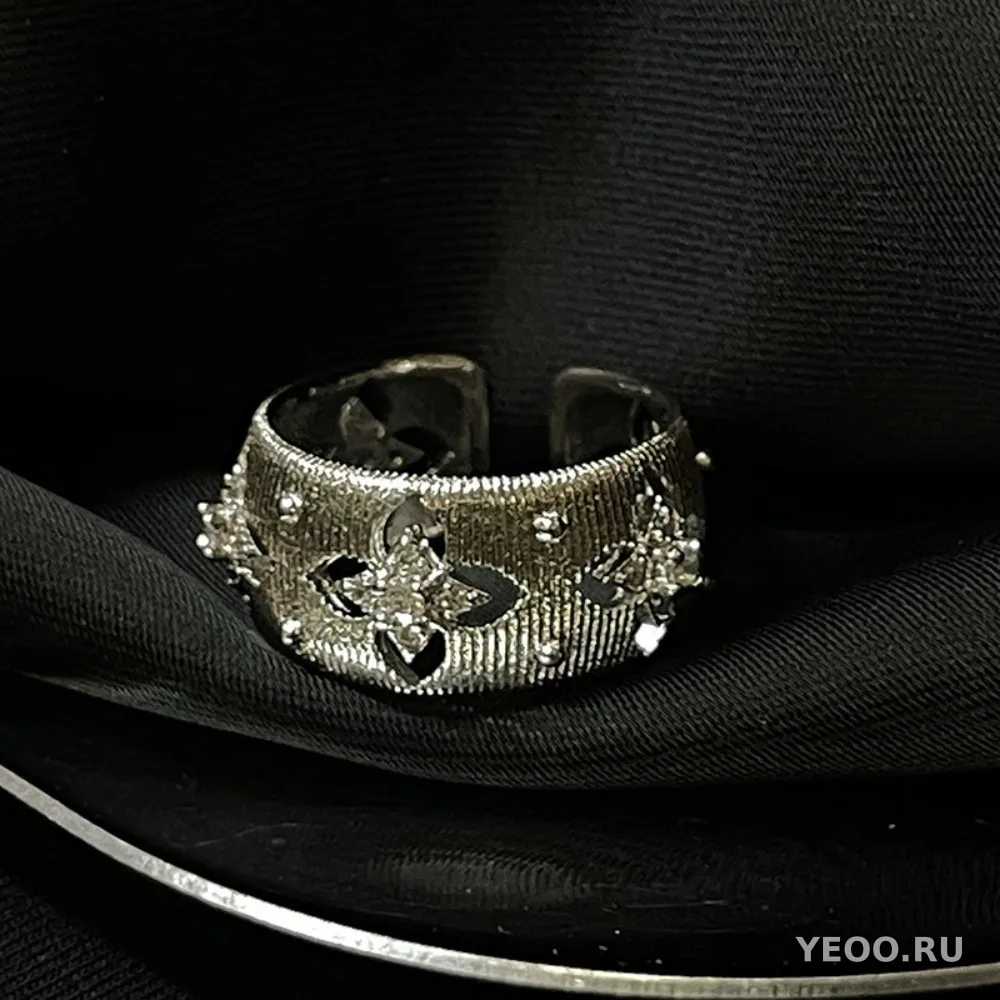 Кольцо из стерлингового серебра 925 пробы с матовыми циркониями в винтажном стиле