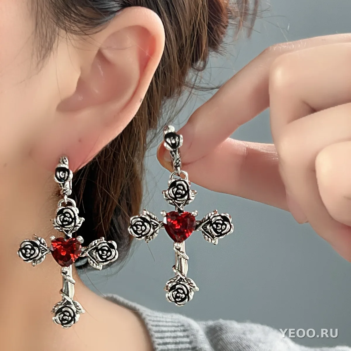 Серьги-зажимы с розой и крестом, на 925-пробной серебряной основе