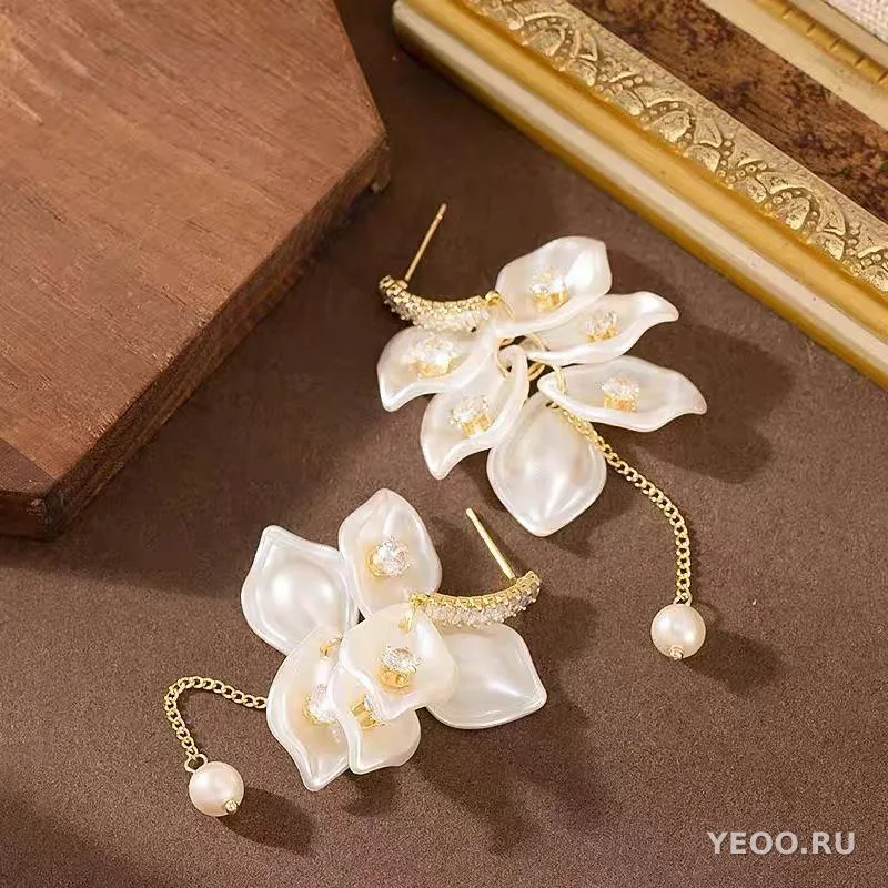 Серьги-подвески с жемчугом, женские, в зрелом стиле, с мягким дизайном