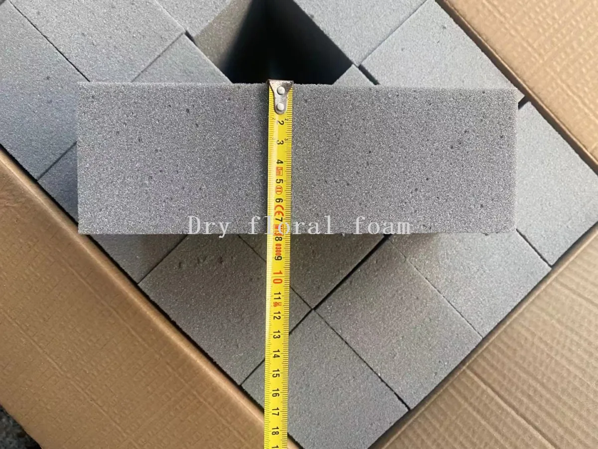Флористическая пена для сухих цветов, 23×11×8 см