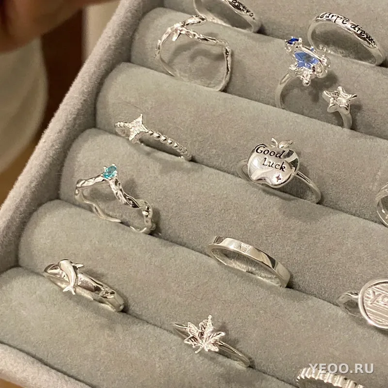 Кольцо корейское из серебра 925, гладкая шинка, для мизинца, разомкнутое