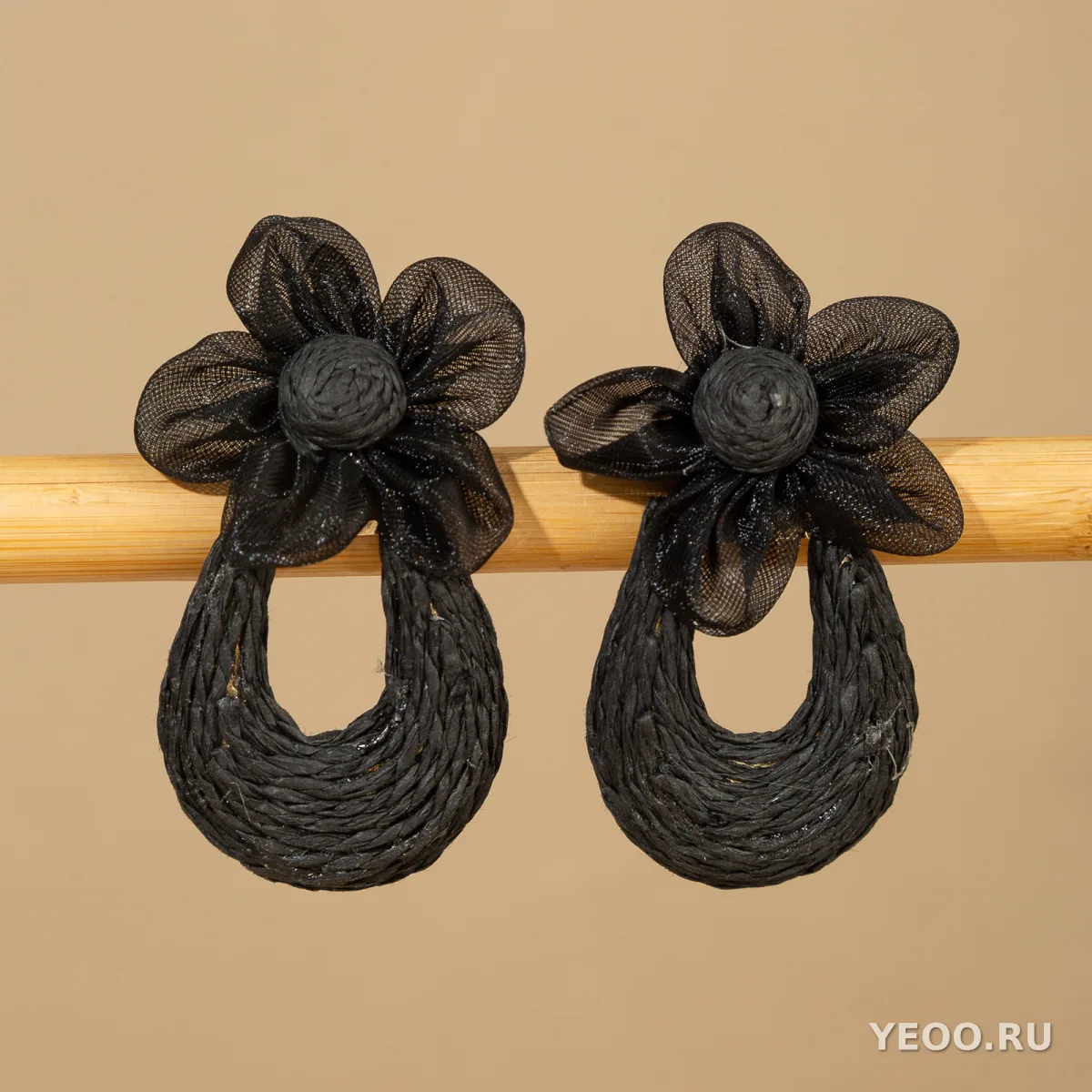 Серьги-подвески из рафии с сетчатыми цветочными элементами и плетёным кружевом в стиле каникел