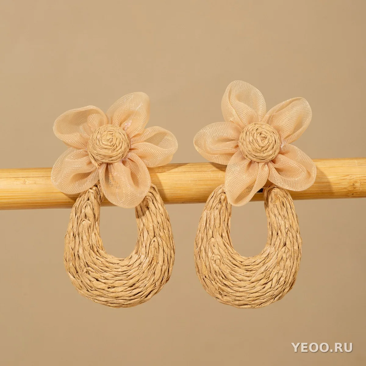 Серьги-подвески из рафии с сетчатыми цветочными элементами и плетёным кружевом в стиле каникел
