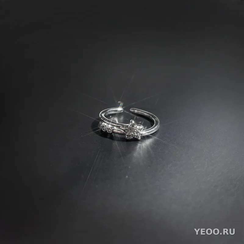 Кольцо женское разомкнутое со звёздами и сплошной инкрустацией, для указательного пальца