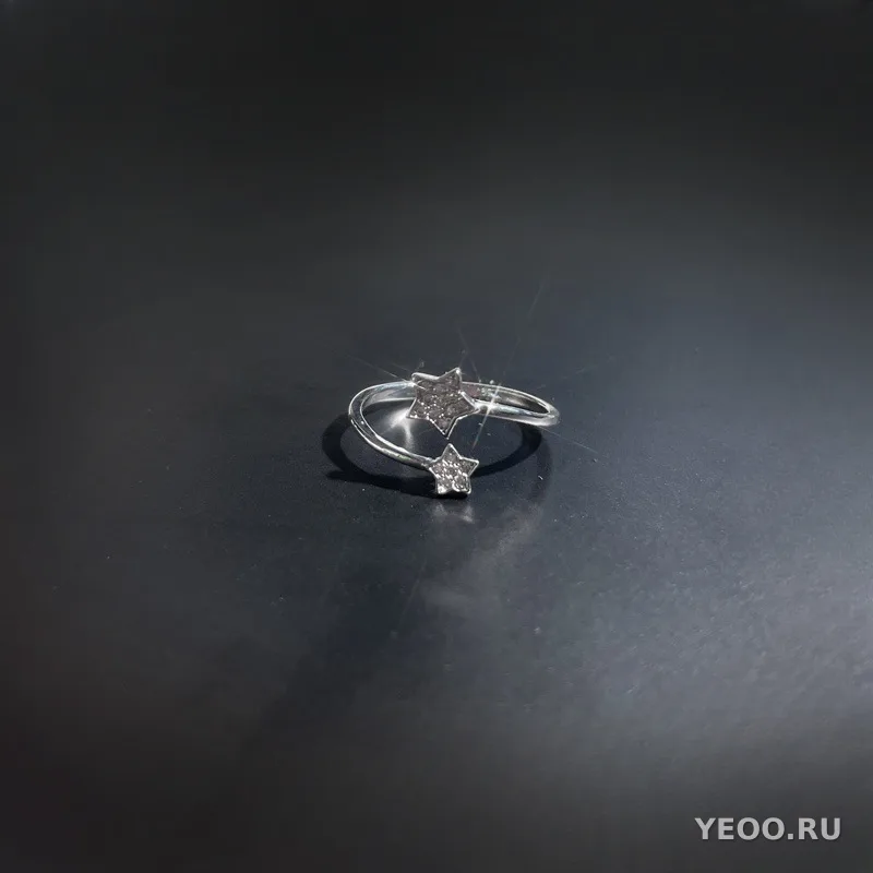 Кольцо женское разомкнутое со звёздами и сплошной инкрустацией, для указательного пальца