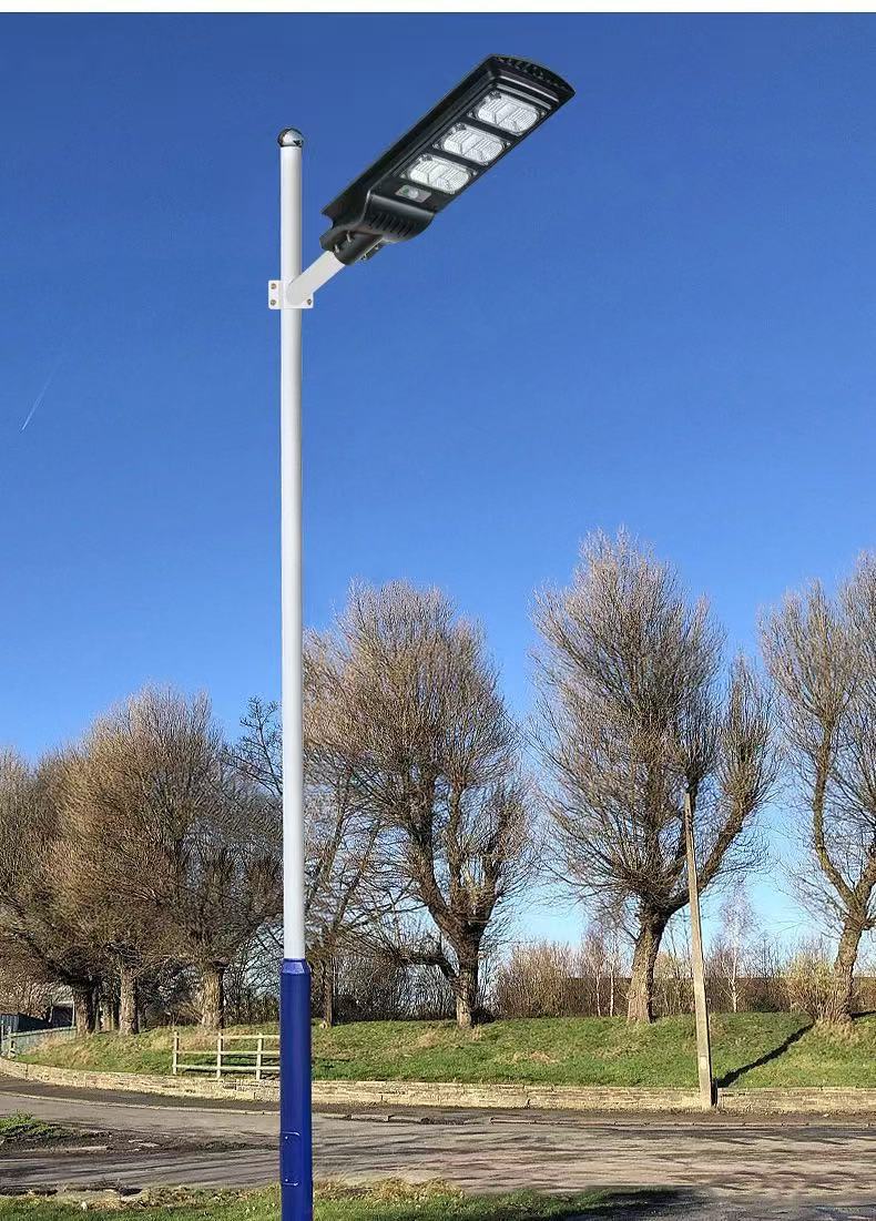 Солнечный уличный светильник LED с датчиком движения, влагозащита IP65