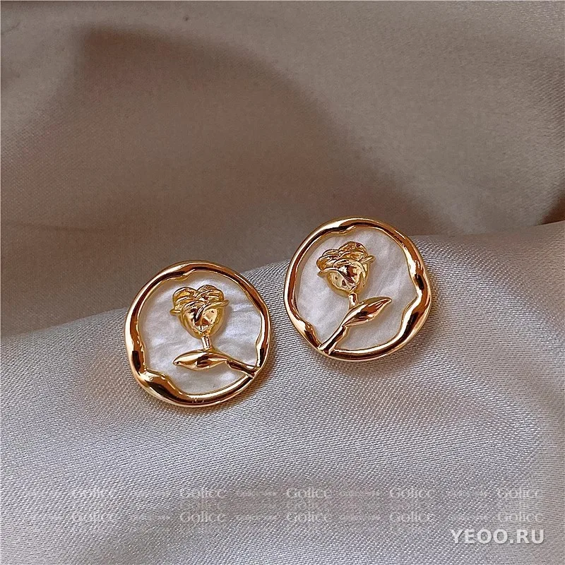 Серьги-гвоздики женские с жемчугом, из серебра 925 пробы, гальваническое покрытие, ретро-стиль