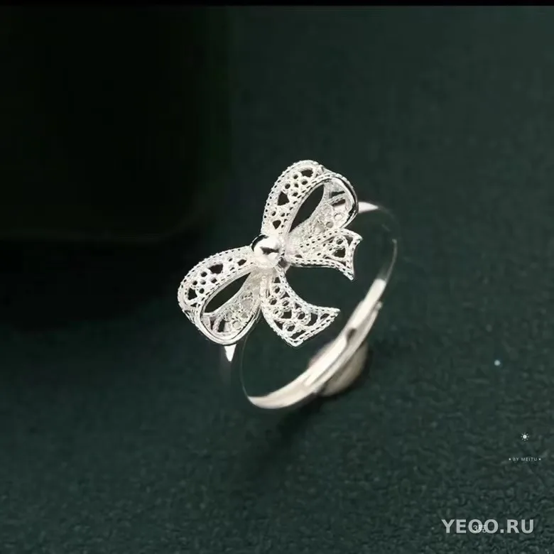 Кольцо из серебра с ажурным бантом, разомкнутое, женское, свежий стиль