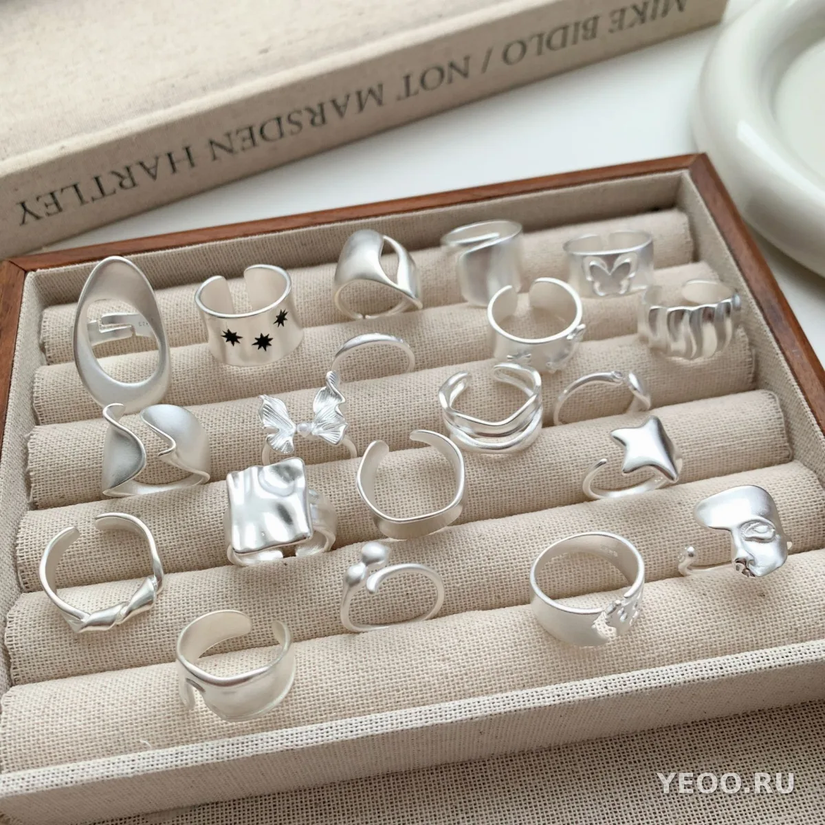 Кольцо женское геометрическое матовое из меди с регулируемым ободком