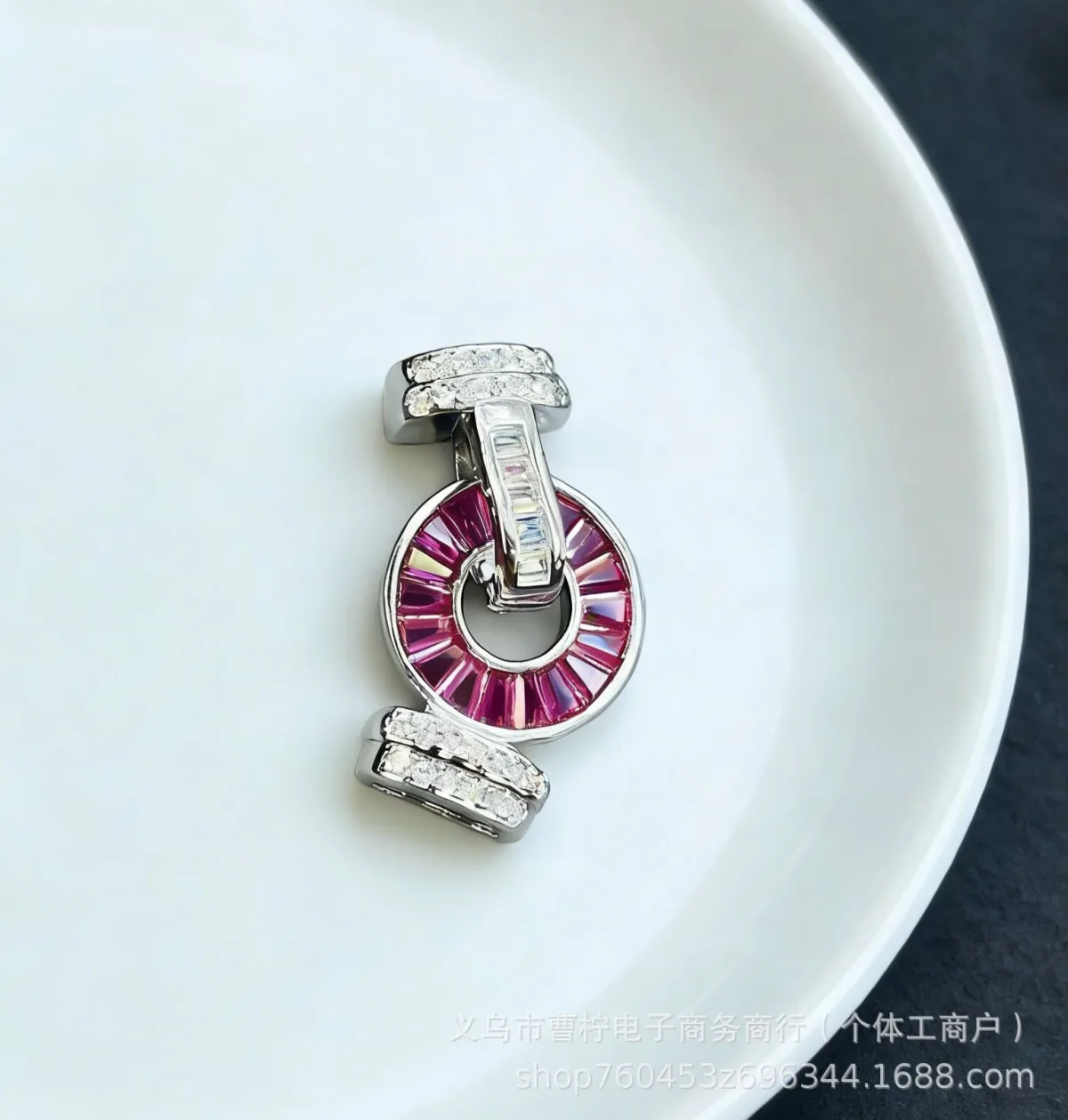 Застёжка-подвеска с жемчугом и цирконием T-образная, позолота 18K, 1 шт.