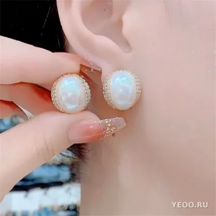 Французские серьги-клипсы с жемчугом и фианитами, медно-цинковый сплав, позолоченные