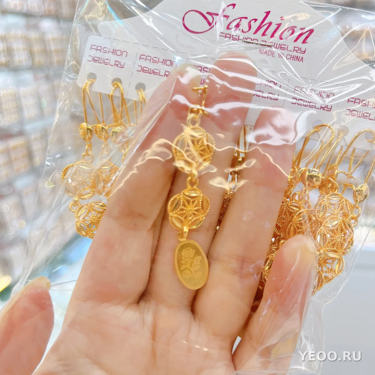 Серьги-подвески из латуни с позолотой и цирконием, с кисточками, для женщин
